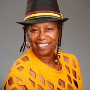 Meet your Posher, Jacinth